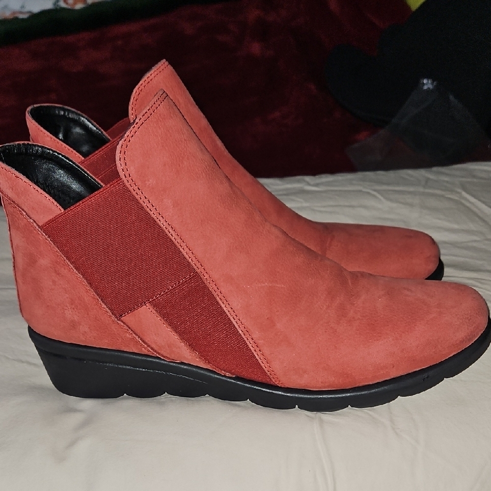 The Flexx Women's Jump Ankle Boot, Size 8 Medium